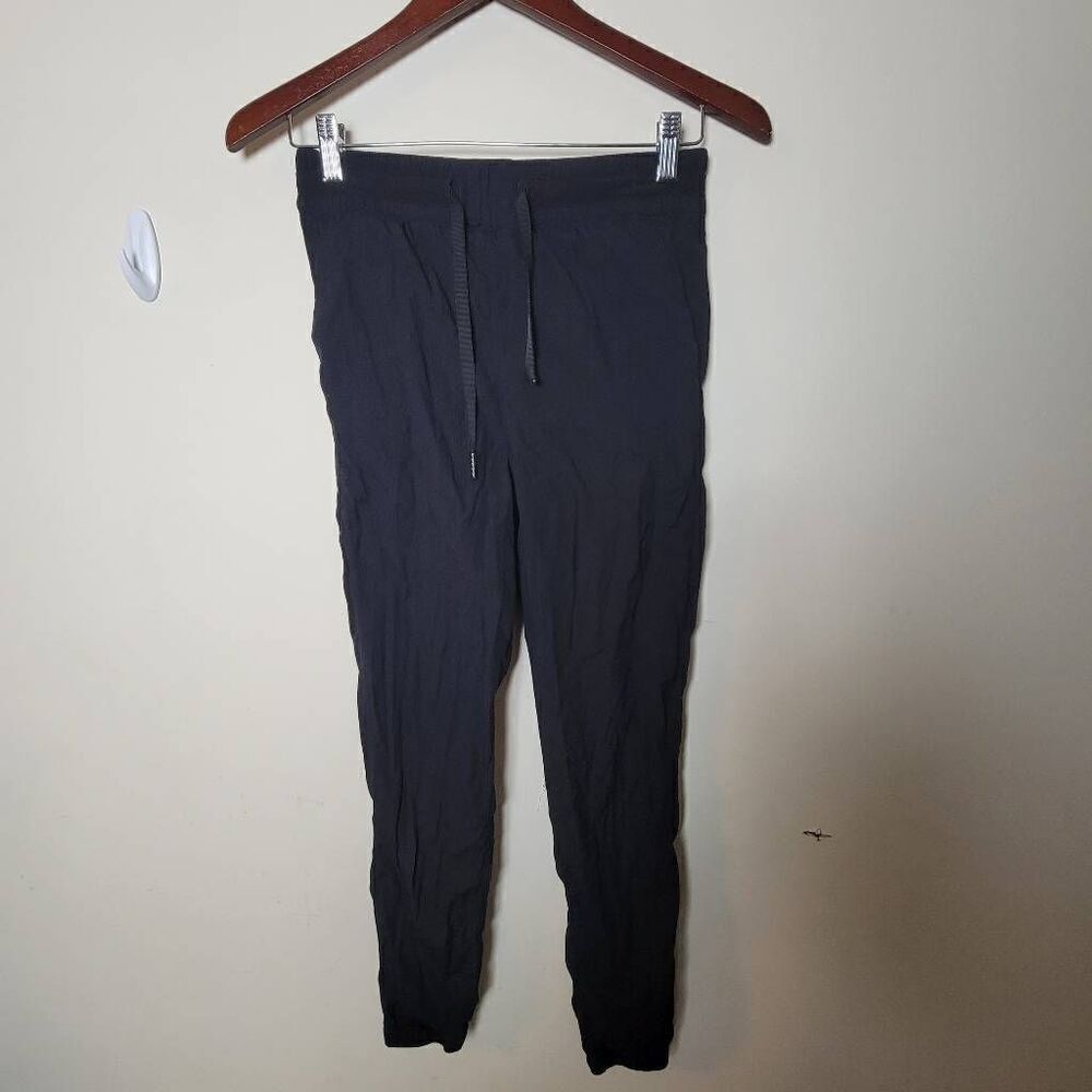 Lululemon In-Depth Jogger (28") Black 4